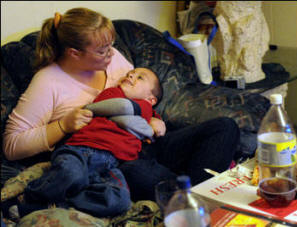 According to data issued this month by the U.S. Department of Agriculture, the number of children living in homes without enough food soared in 2008 from 13 million to nearly 17 million. Photo: Mark Gail/Washington Post